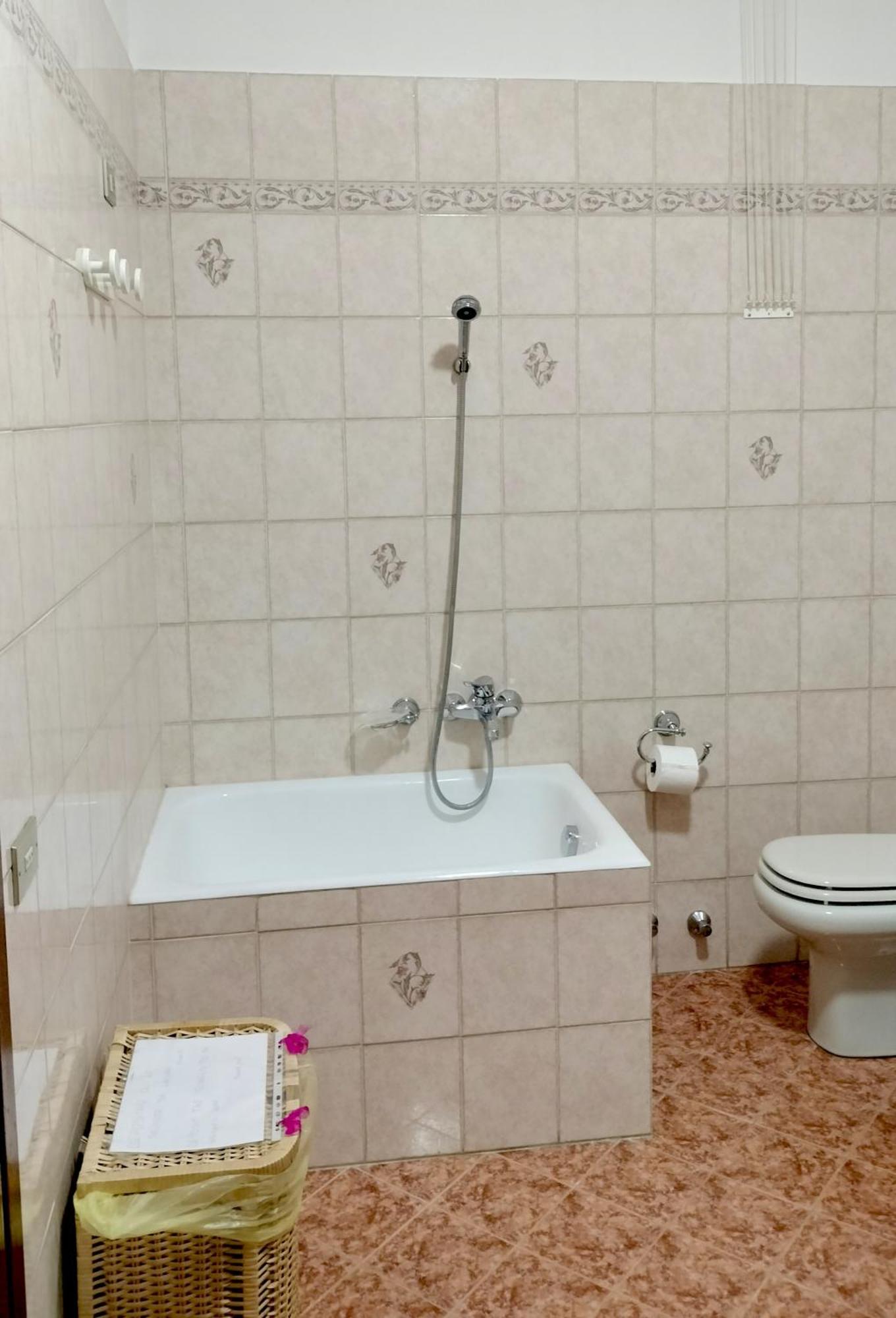 Casa Vacanze Mari, Паратико Екстериор снимка